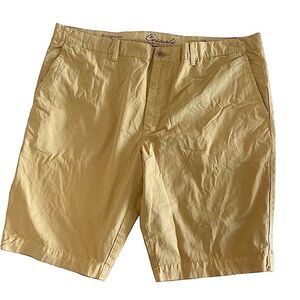 Casuals Roundtree & Yorke Flat Front Chino Shorts 40”x11” Gold